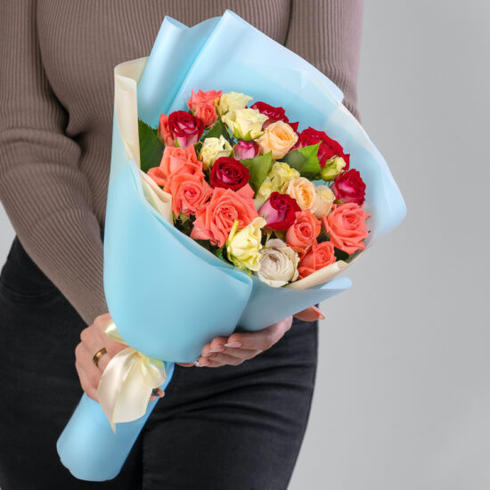 11 Кустовых Роз Микс (40 см.)