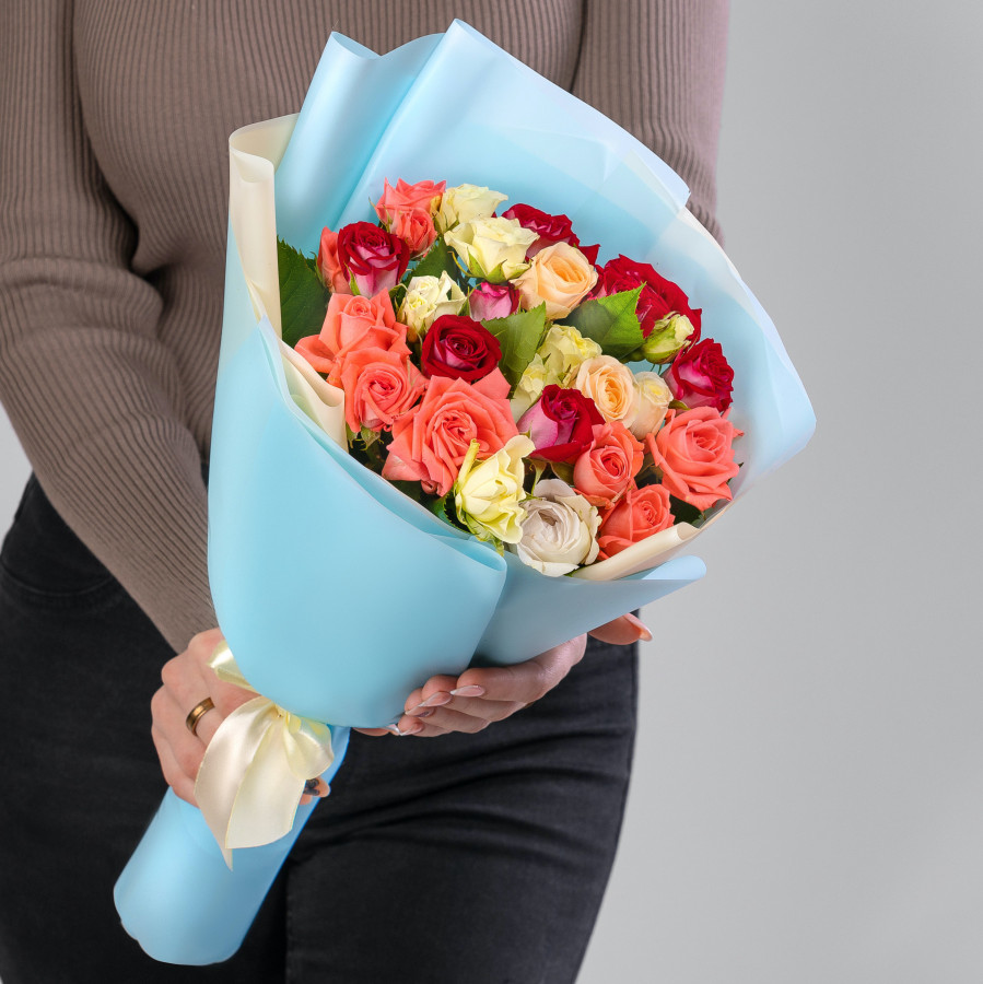 11 Кустовых Роз Микс (40 см.)