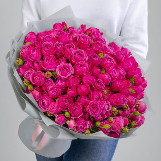 45 Кустовых Пионовидных Малиновых Роз (40 см.)