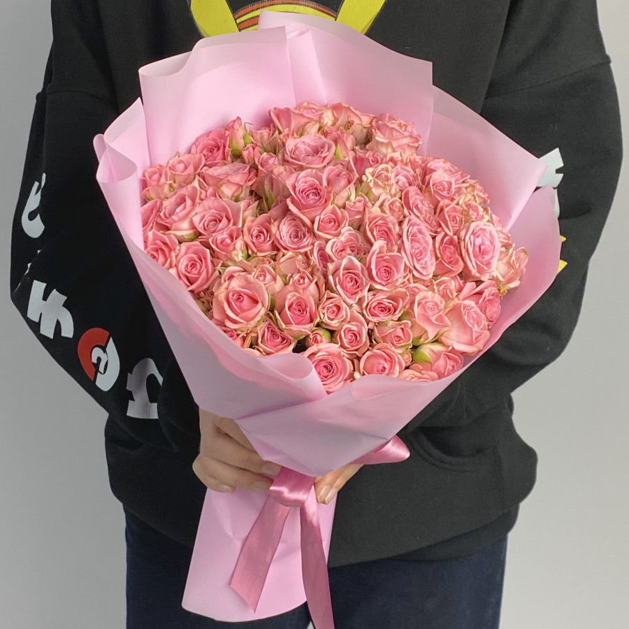 45 Кустовых Розовых Роз (40 см.)